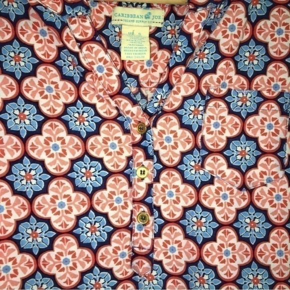 Caribbean Joe Red Floral Sleeveless Blouse - Picture 6 of 6